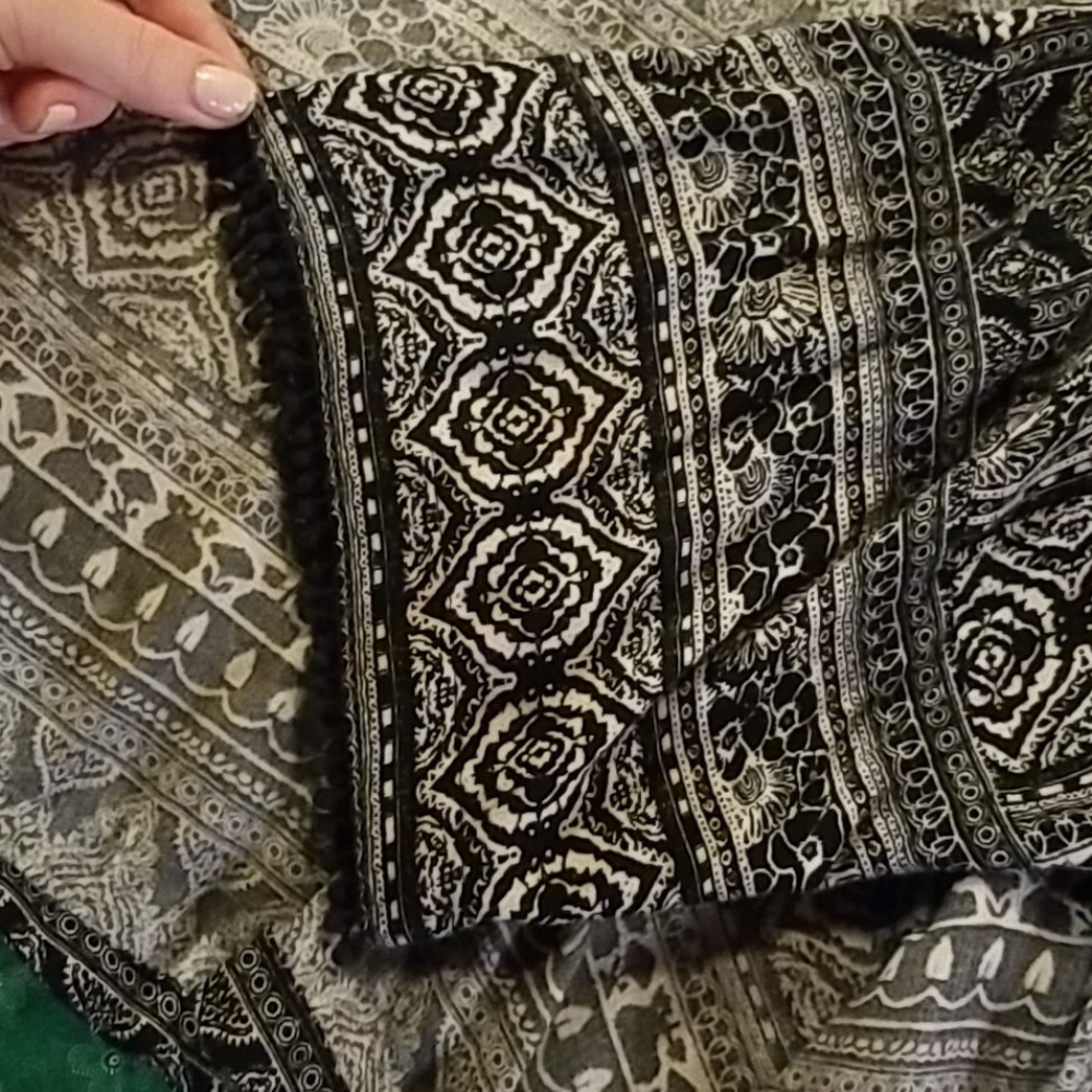 Aztec print cardi - Picture 2 of 3